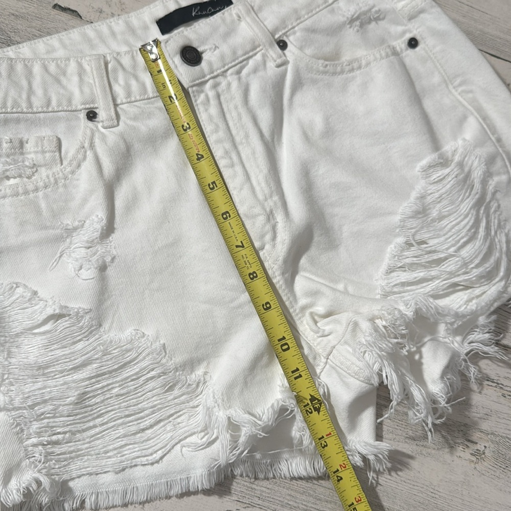 White KanCan Distressed Shorts - Medium - Picture 9 of 10